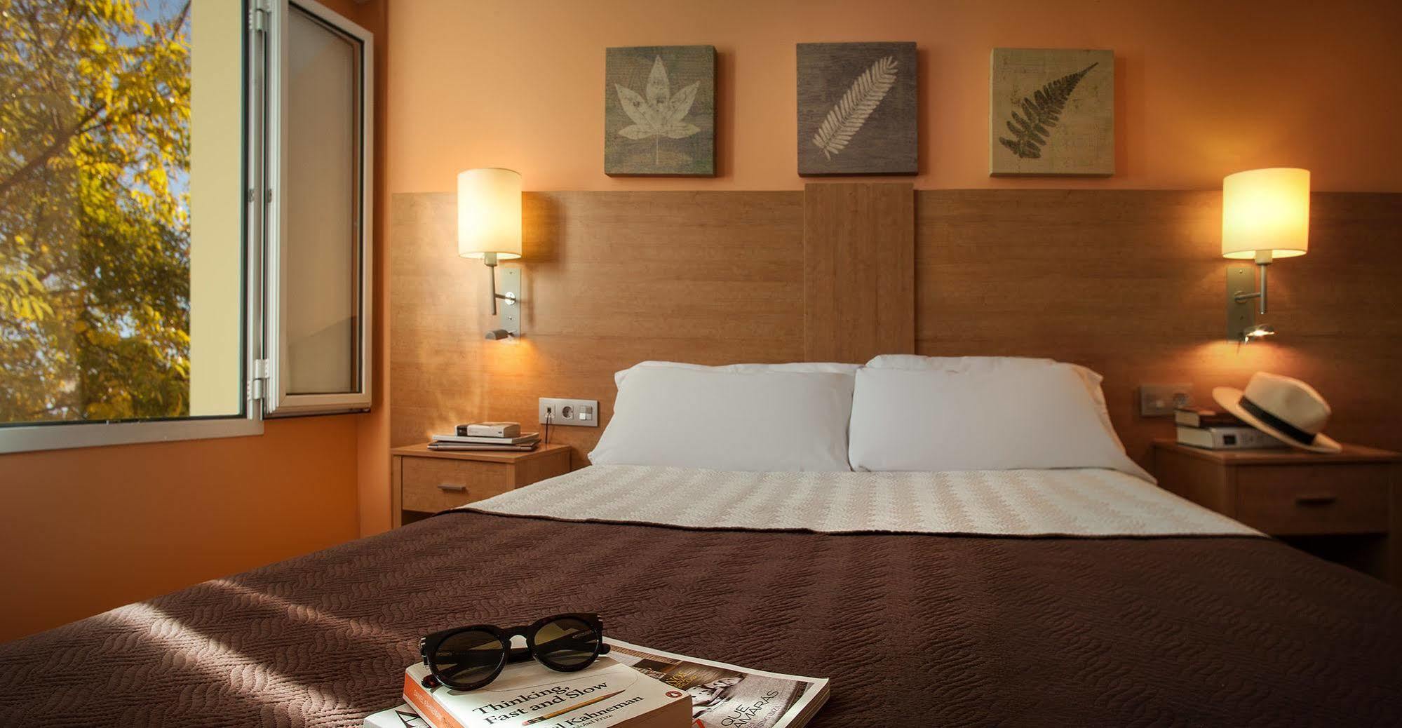Balneario De Cofrentes Hotel Екстериор снимка